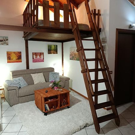 Casa Valletta Mezzomerico Bagian luar foto
