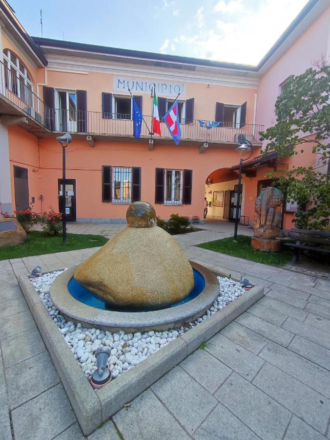 Casa Valletta Mezzomerico Bagian luar foto